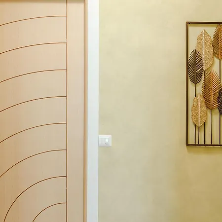 Fronte Mare, Domus Lumeras אלגהרו